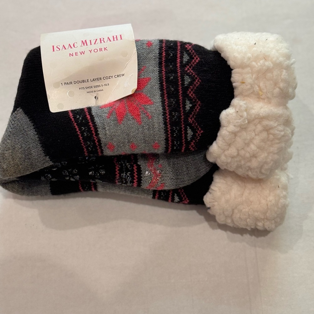 NWT Isaac Mizrahi Sherpa Double Layer Cozy SOCKS Anti-Skid Grips Snowflake 5-10